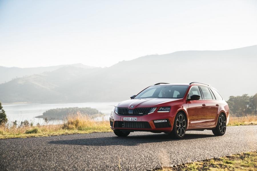  Skoda Octavia RS 245 Combi (5E) 2017 года  (AU) (фото 6 из 40)